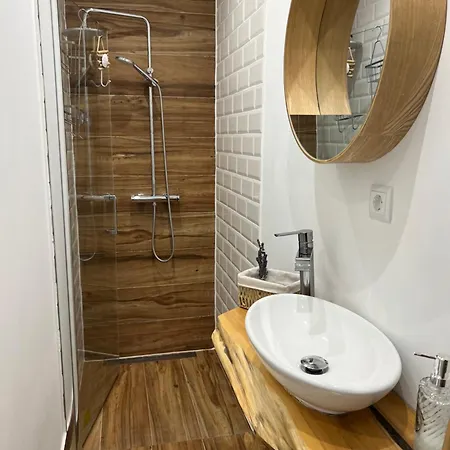 Casa Flores 3*