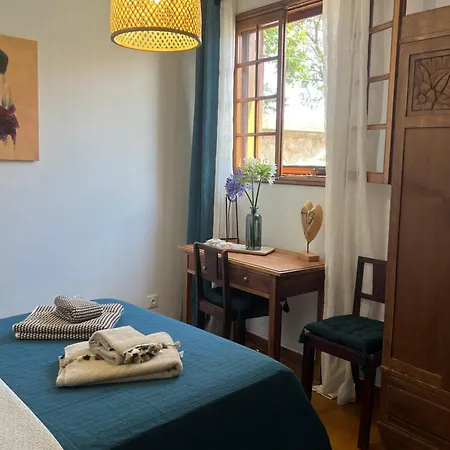 Casa Flores 3*