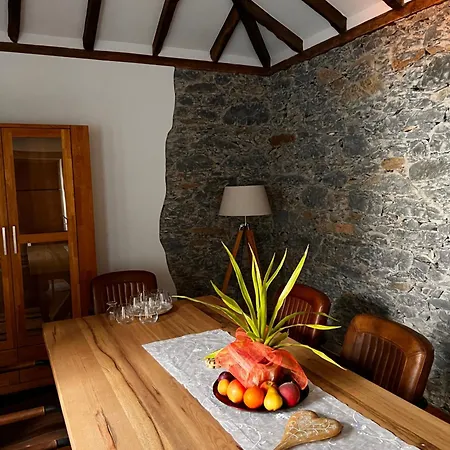 Πανσιόν Casa Flores Φουνκάλ