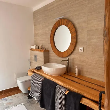 Casa Flores 3*