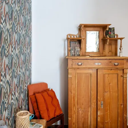 Casa Flores - Your Charming With Local Secrets Funchal (Madeira)