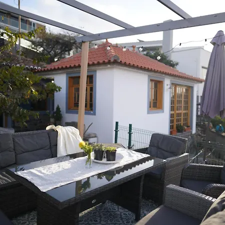 Casa Flores Vendégház